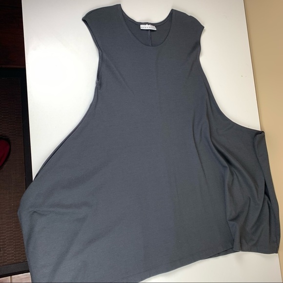 Bryn Walker Short Sleeve Grey Tunic Style Dress - Picture 3 of 11